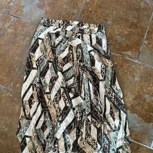 Cute print middy skirt